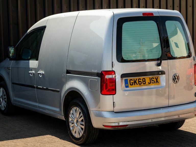 Volkswagen Caddy 2.0 Tdi Bluemotion Tech 102Ps Highline Nav Van Dsg Grey #8