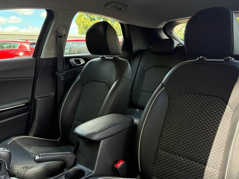 Kia Xceed 1.5T Gdi Isg 138 3 Dct Blue #25