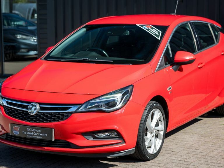 Vauxhall Astra 1.4T 16V 150 Sri Red #5