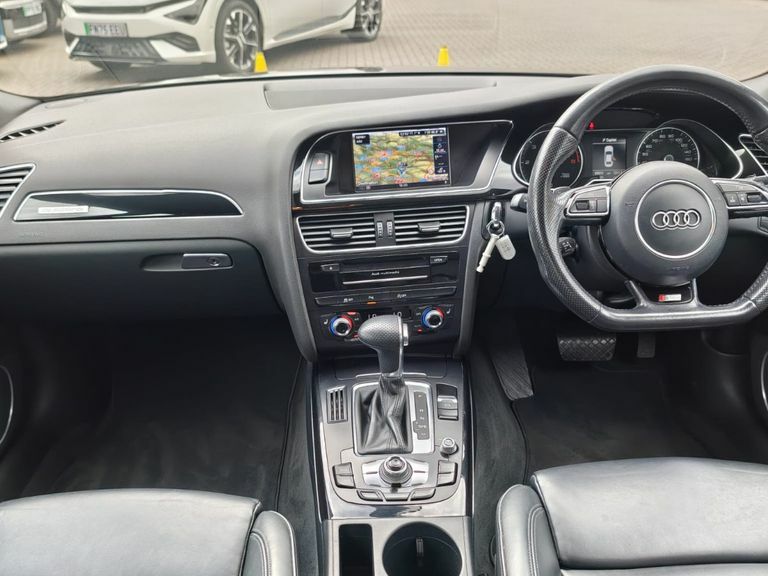 Audi A4 Saloon 2.0 Tdi S Line Euro 5 Ss 201464 Black #10