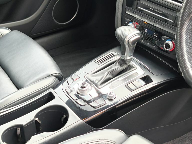 Audi A4 Saloon 2.0 Tdi S Line Euro 5 Ss 201464 Black #16