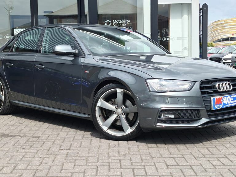 Audi A4 2.0 Tdi 177 Quattro Black Edition S Tronic Grey #2