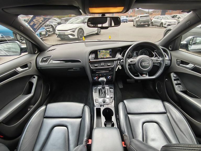 Audi A4 Saloon 2.0 Tdi S Line Euro 5 Ss 201464 Black #11