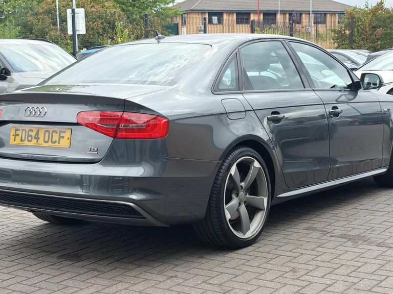 Audi A4 2.0 Tdi 177 Quattro Black Edition S Tronic Grey #5