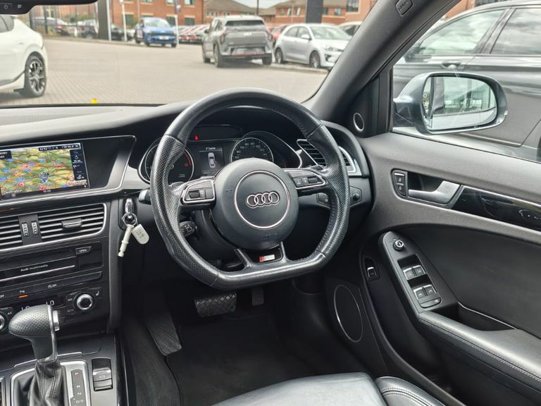 Audi A4 Saloon 2.0 Tdi S Line Euro 5 Ss 201464 Black #12