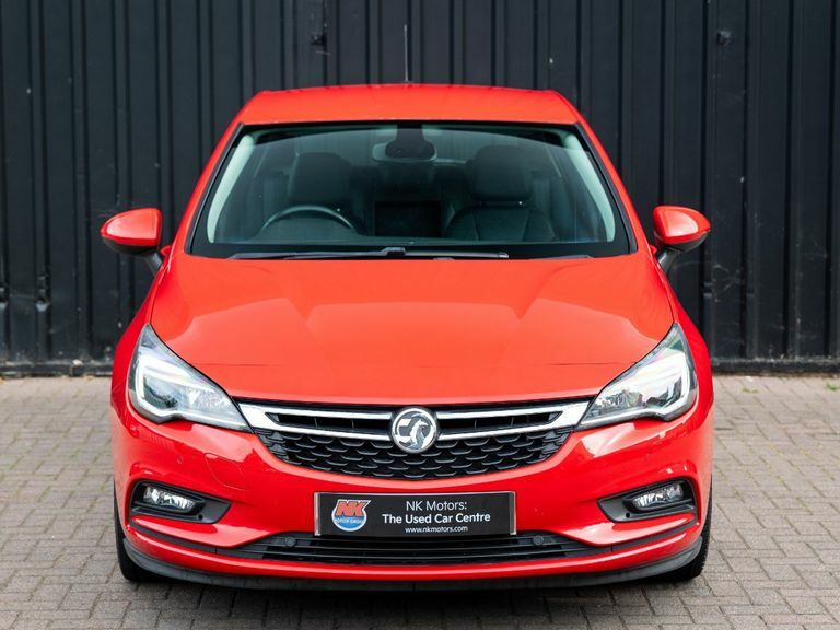 Vauxhall Astra 1.4T 16V 150 Elite Red #4
