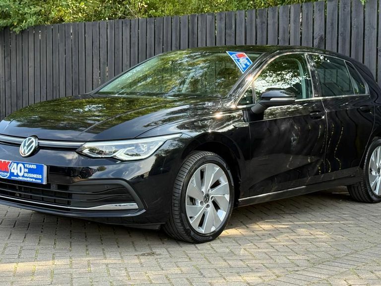 Volkswagen Golf 1.5 Etsi 150 Style Dsg Black #4