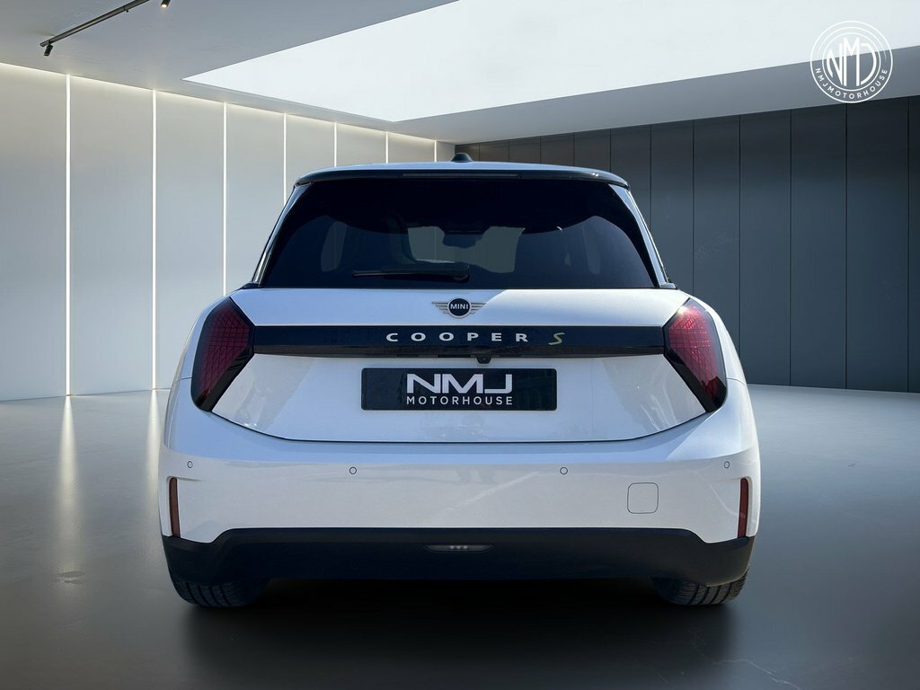 Mini Electric 2024 Se 54.2Kwh Exclusive White #6
