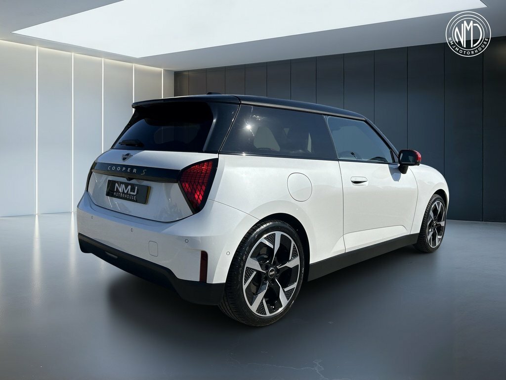 Mini Electric 2024 Se 54.2Kwh Exclusive White #5
