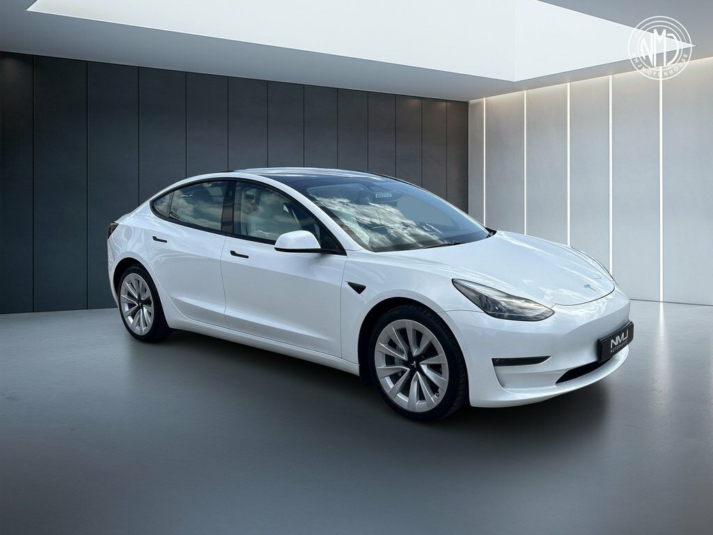 Tesla Model 3 2021 Dual Motor Long Range 4Wde White