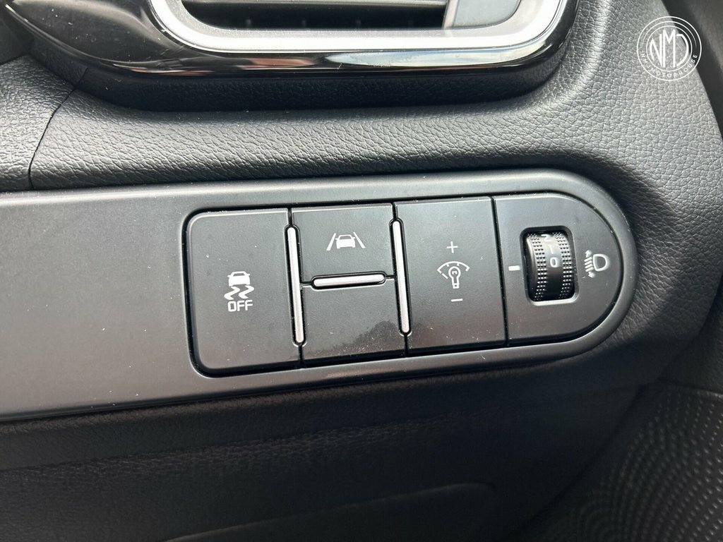 Kia Proceed 1.6T Gdi Isg Gt Dct White #33