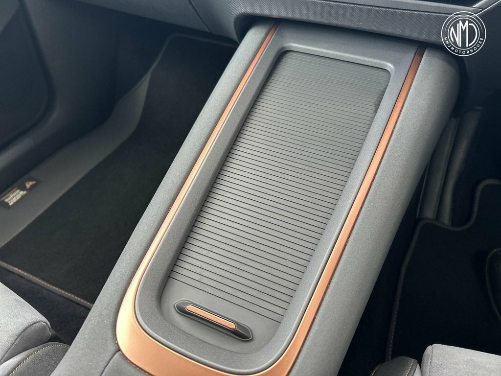 Cupra Born 169Kw V2 58Kwh Pan Roof Grey #32