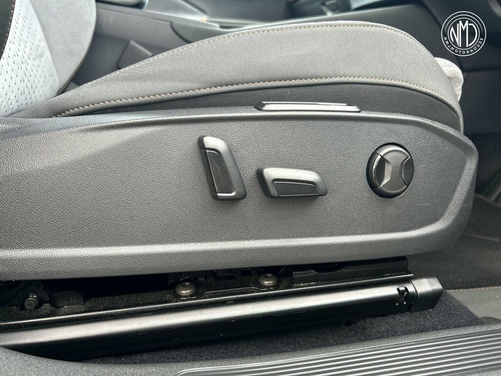 Cupra Born 169Kw V2 58Kwh Pan Roof Grey #27