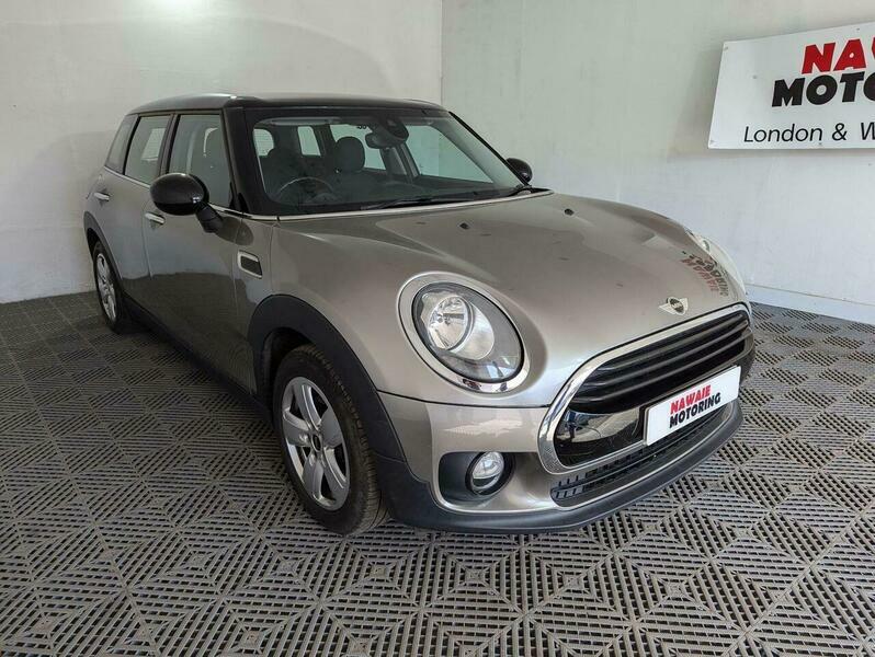 Mini Clubman 2.0 Cooper D Euro YT67HLP Silver