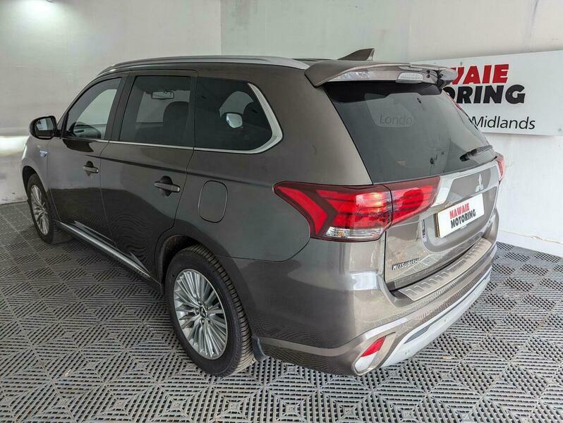 Mitsubishi Outlander 2.4H Twinmotor 13.8Kwh 4H Brown #4