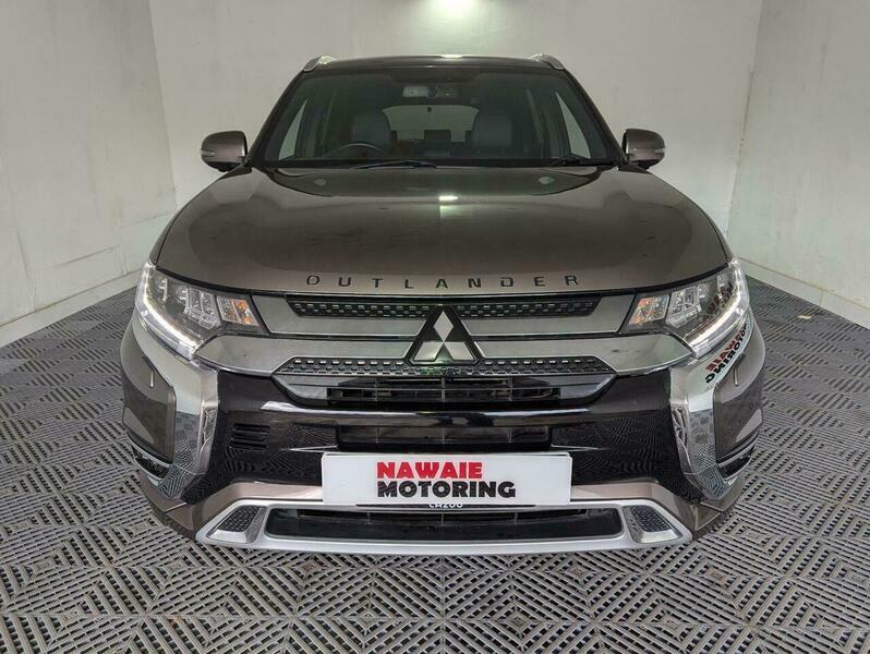 Mitsubishi Outlander 2.4H Twinmotor 13.8Kwh 4H Brown #2