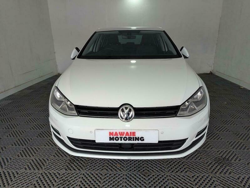 Volkswagen Golf 1.4 Tsi Bluemotion Tech YY66HSD White #2