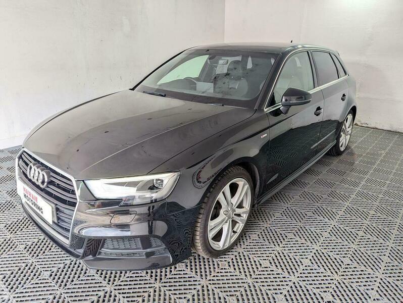 Audi A3 1.5 Tfsi Cod S YH18VYO Black #3