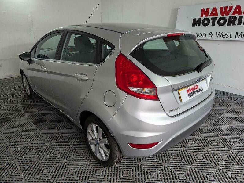Ford Fiesta 1.25 Zetec Silver #4