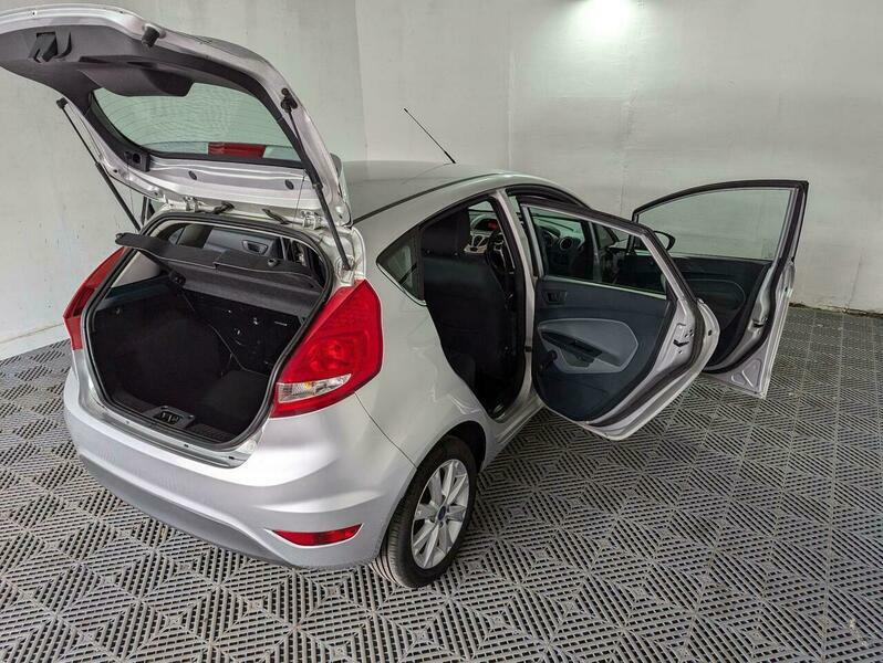 Ford Fiesta 1.25 Zetec Silver #6
