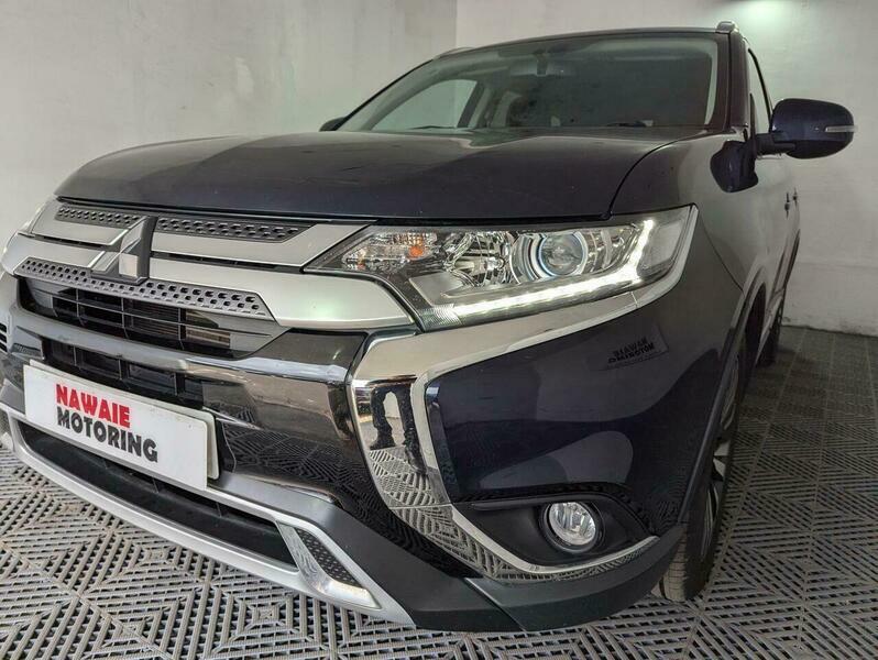 Mitsubishi Outlander 2.4H Twinmotor 13.8Kwh Design Suv Plug- Grey #7