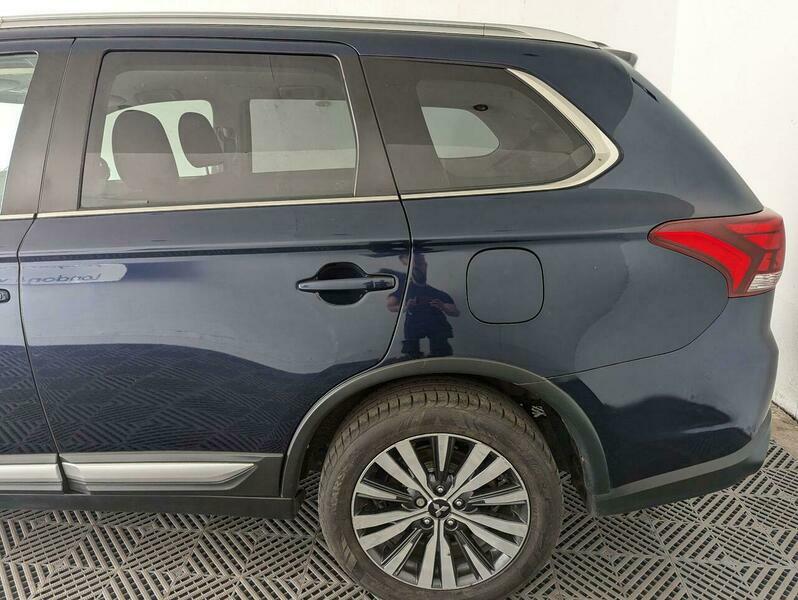 Mitsubishi Outlander 2.4H Twinmotor 13.8Kwh Design Suv Plug- Grey #30