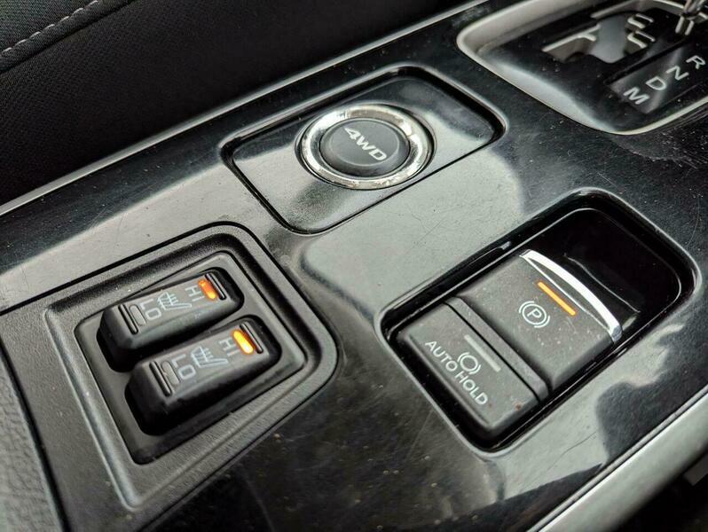 Mitsubishi Outlander 2.4H Twinmotor 13.8Kwh Design Suv Plug- Grey #21