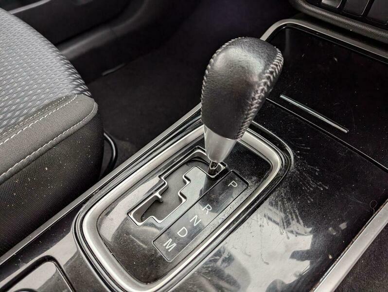 Mitsubishi Outlander 2.4H Twinmotor 13.8Kwh Design Suv Plug- Grey #13