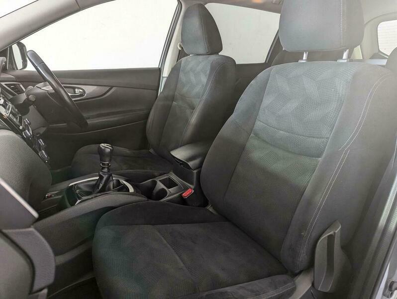Nissan X-Trail Estate Blue #37