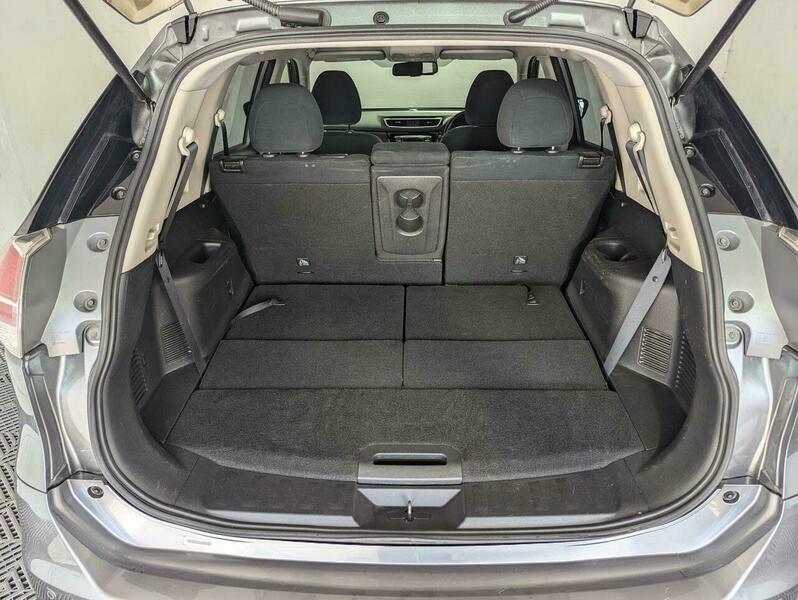 Nissan X-Trail Estate Blue #30