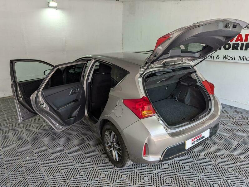 Toyota Auris 1.8 Vvt-h Active Cvt Euro 6 Ss Brown #8