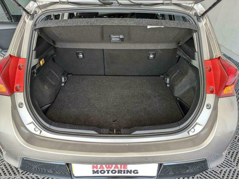 Toyota Auris 1.8 Vvt-h Active Cvt Euro 6 Ss Brown #30