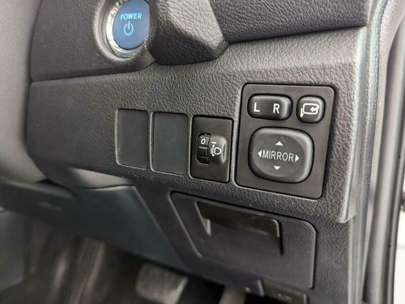 Toyota Auris 1.8 Vvt-h Icon Hatchback Hybrid Cvt Eur Silver #17