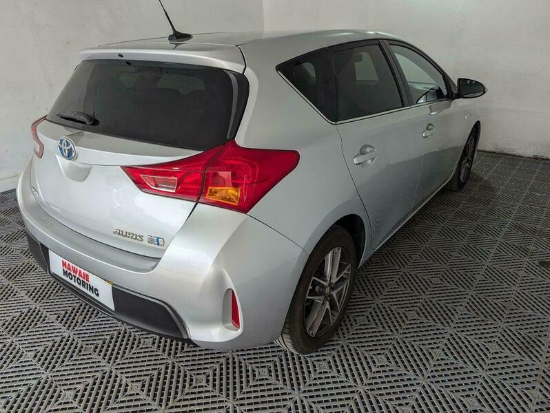 Toyota Auris 1.8 Vvt-h Icon Hatchback Hybrid Cvt Eur Silver #9