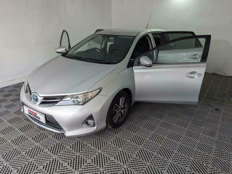 Toyota Auris 1.8 Vvt-h Icon Hatchback Hybrid Cvt Eur Silver #7