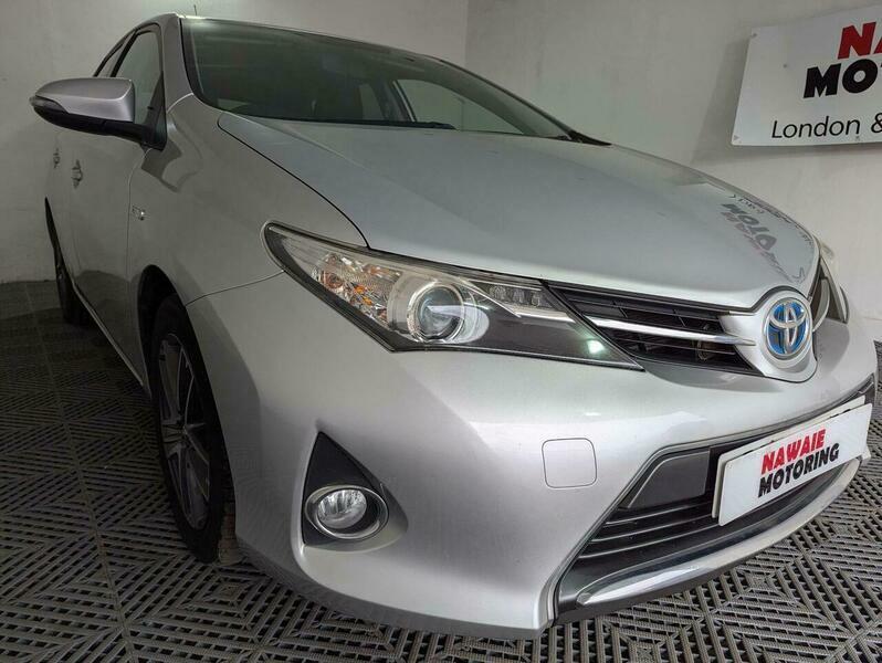 Toyota Auris 1.8 Vvt-h Icon Hatchback Hybrid Cvt Eur Silver #39