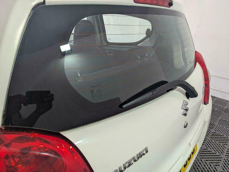 Suzuki Alto Sz White #33
