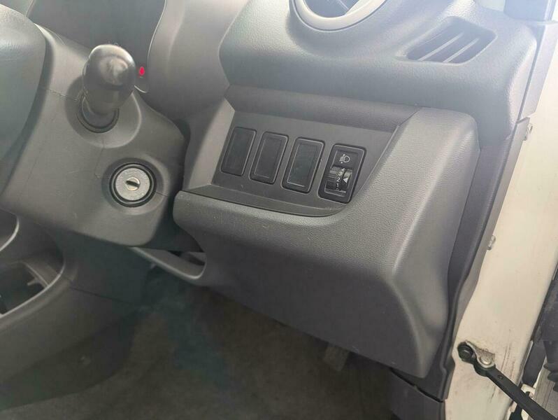 Suzuki Alto Sz White #25