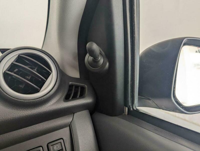 Suzuki Alto Sz White #27