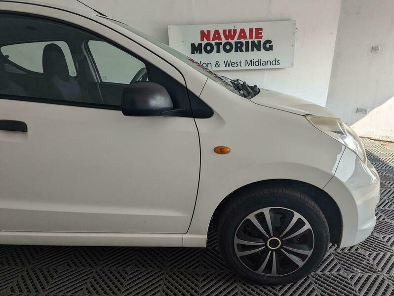 Suzuki Alto Sz White #11