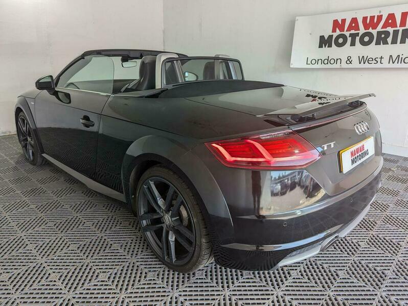Audi TT 2.0 Tfsi S Line Black #4