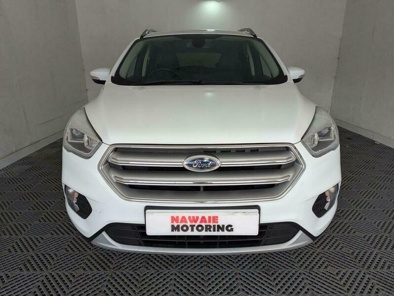 Ford Kuga 1.5 Tdci Ecoblue Titanium White #2