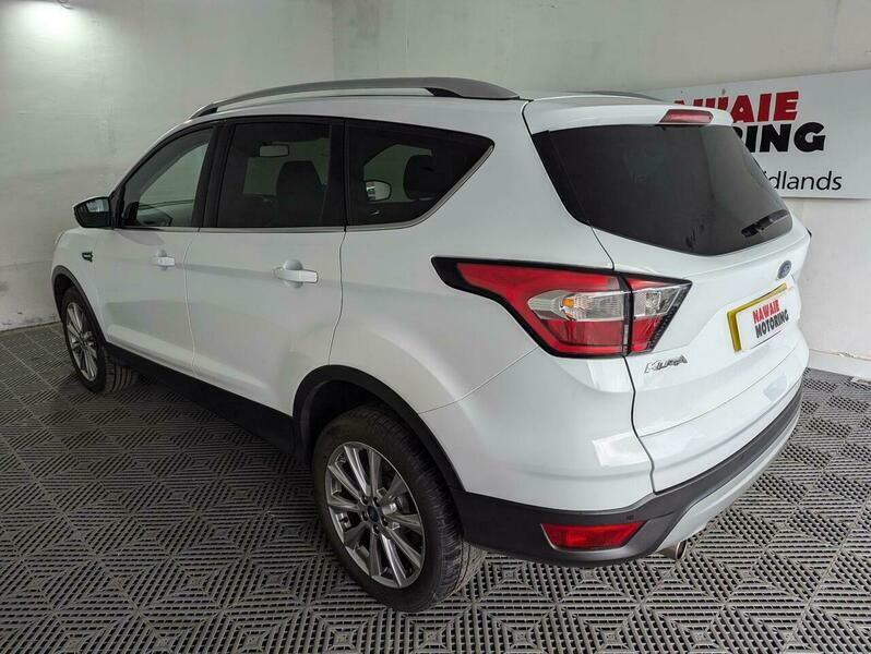 Ford Kuga 1.5 Tdci Ecoblue Titanium White #4