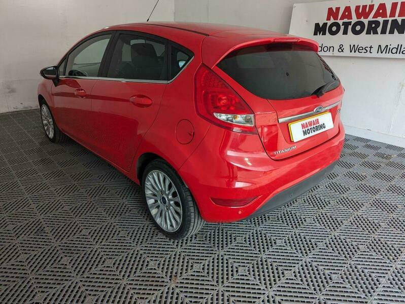 Ford Fiesta 1.4 Titanium Red #4