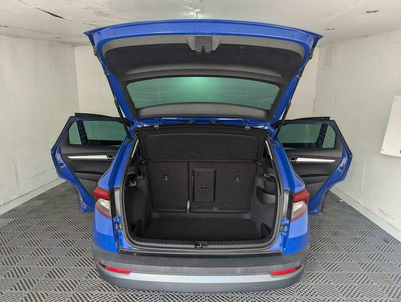 Skoda Karoq Se Technology Grey #32