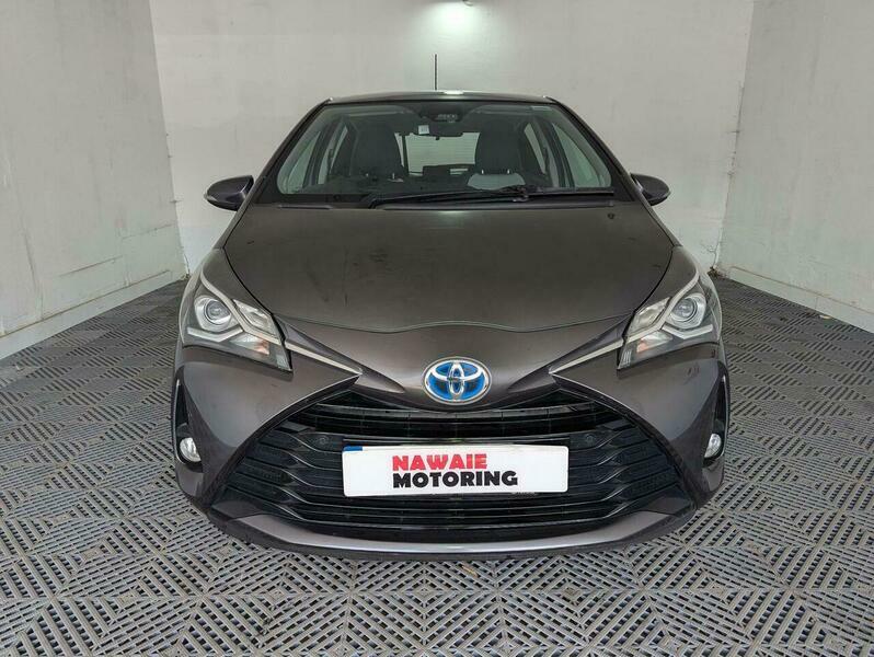 Toyota Yaris 1.5 Vvt-h Icon E-cvt Grey #2
