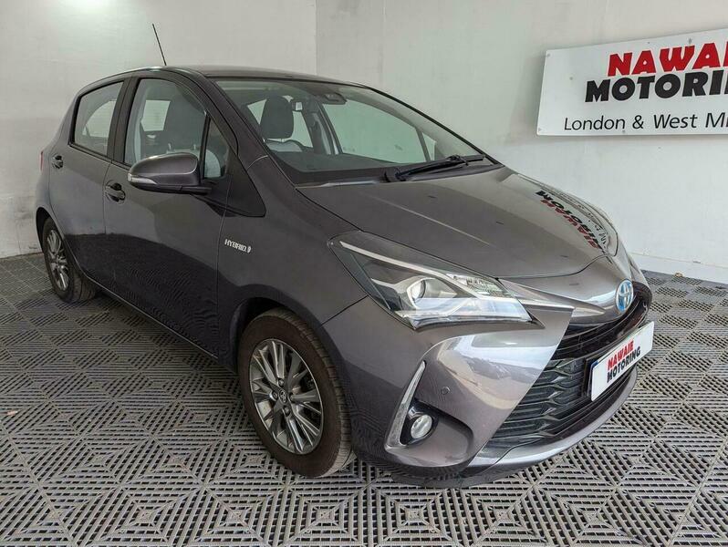 Toyota Yaris 1.5 Vvt-h Icon E-cvt Grey