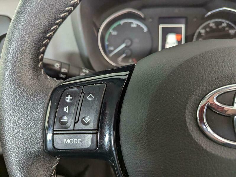 Toyota Yaris Hatchback  #24