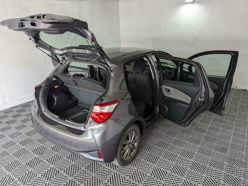 Toyota Yaris Hatchback  #11