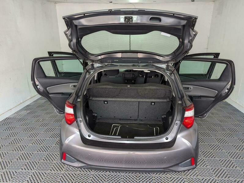 Toyota Yaris Hatchback  #32